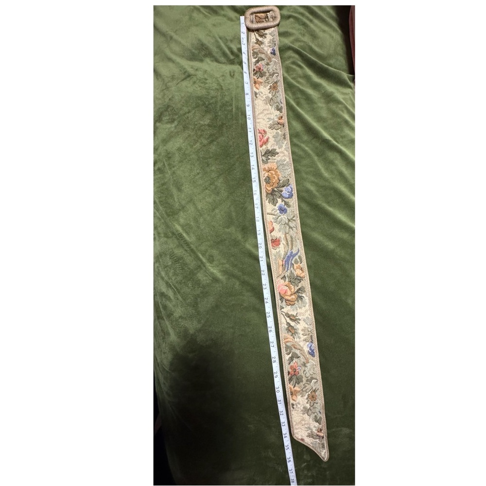 Vintage Floral Tapestry Belt - Picture 13 of 14